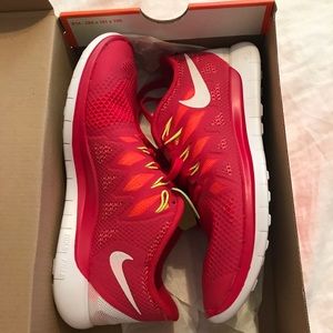 Brand New Women’s Nike Free 5.0’s Size 7.5